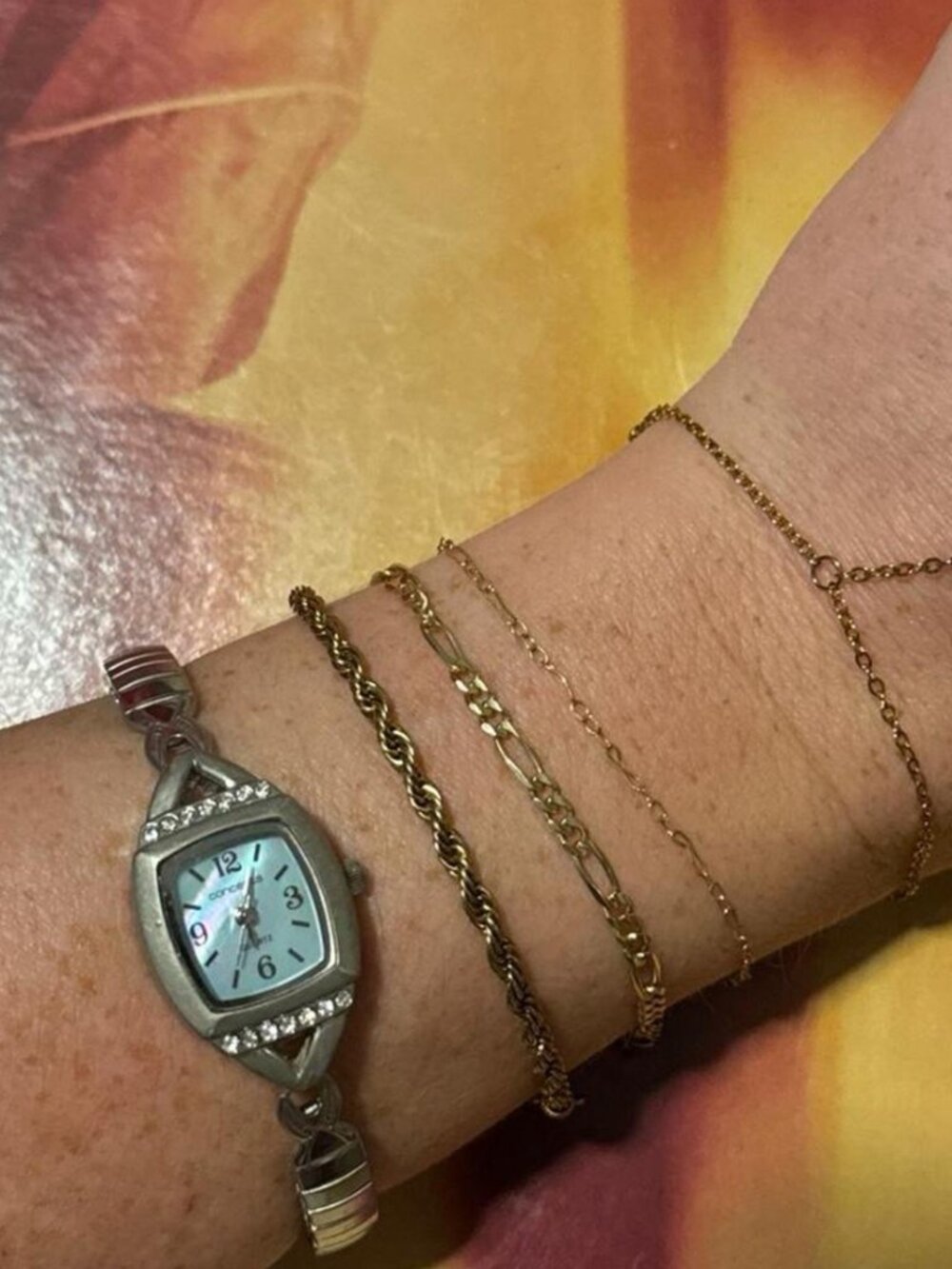 WOmen's Silver Bracelet Watch